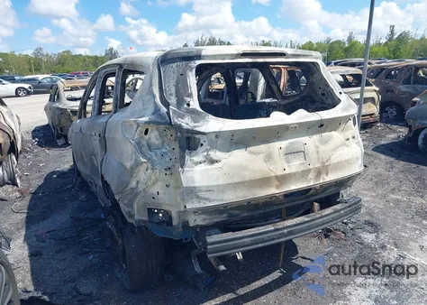 2018 Ford Escape S z USA, uszkodzony, nr VIN 1FMCU0F7XJUB05723